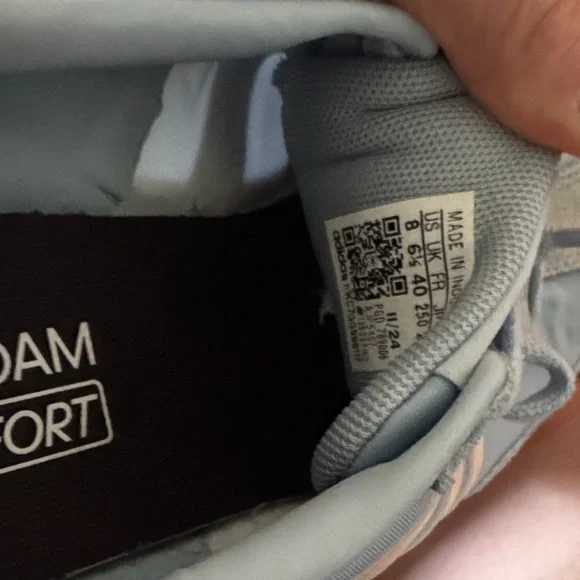 Adidas Women’s 70’s Run 2.0 - Picture 2 of 7